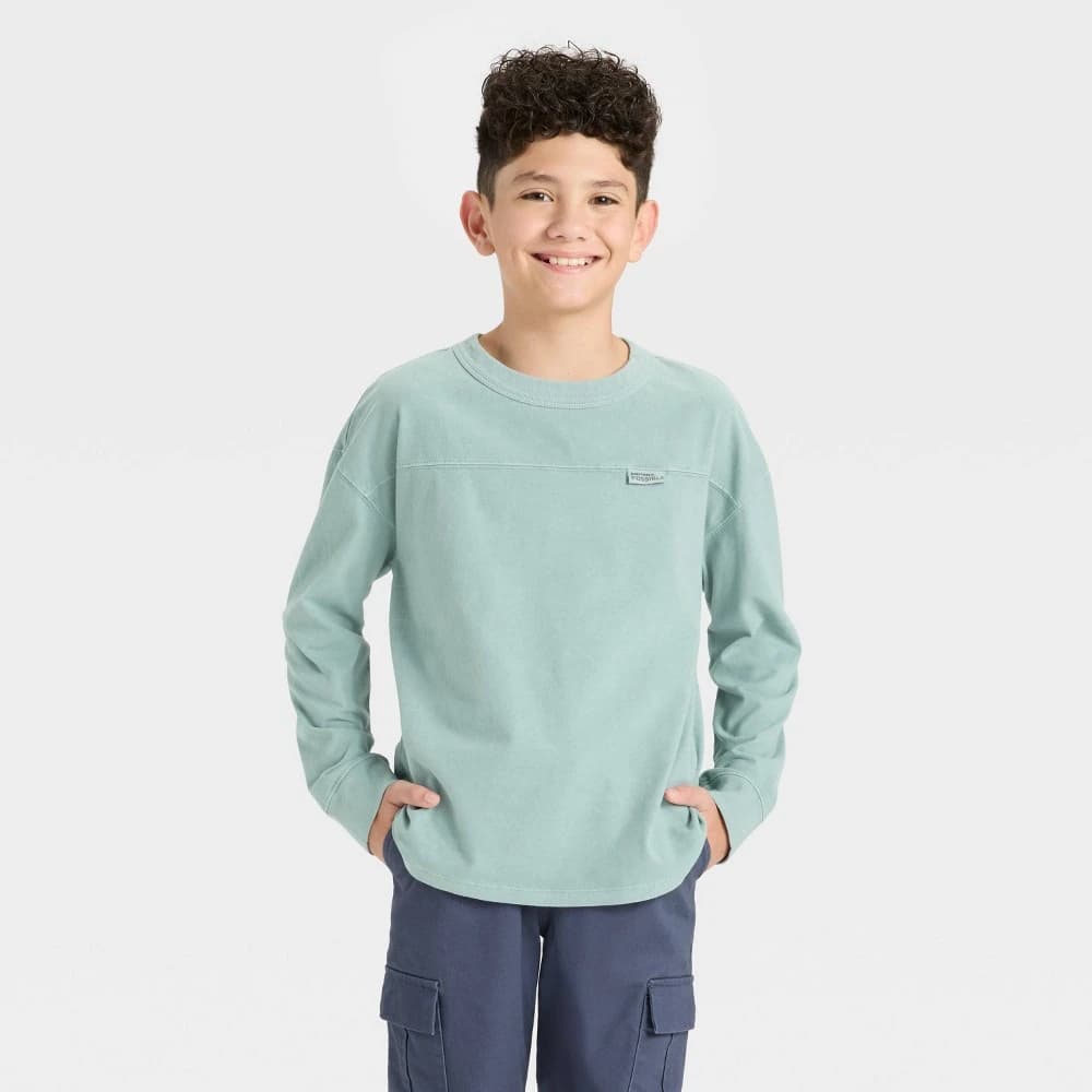 Boys' Long Sleeve Oversized Fit Patch T-Shirt - Cat & Jack™ Blue M — Manufacturer Picture