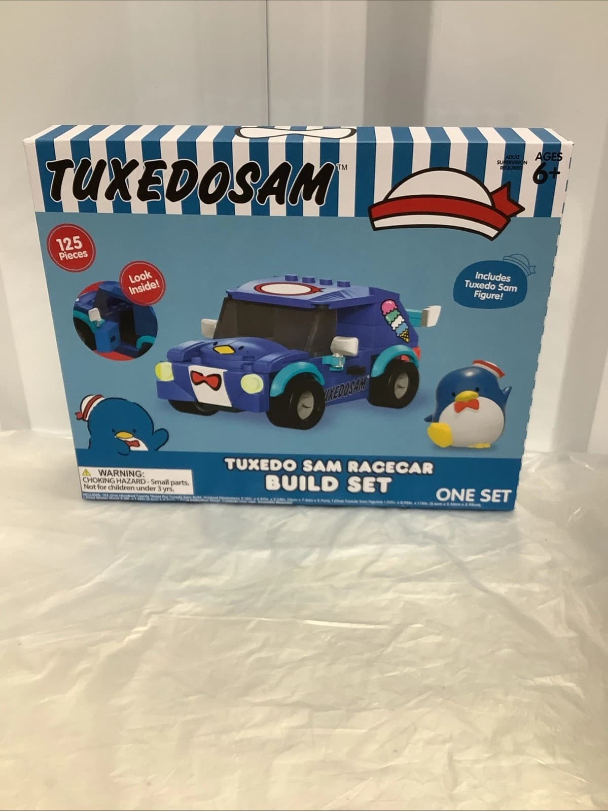 Sanrio Collectible: Tuxedo Sam Race Car Build Set - 125 Pieces