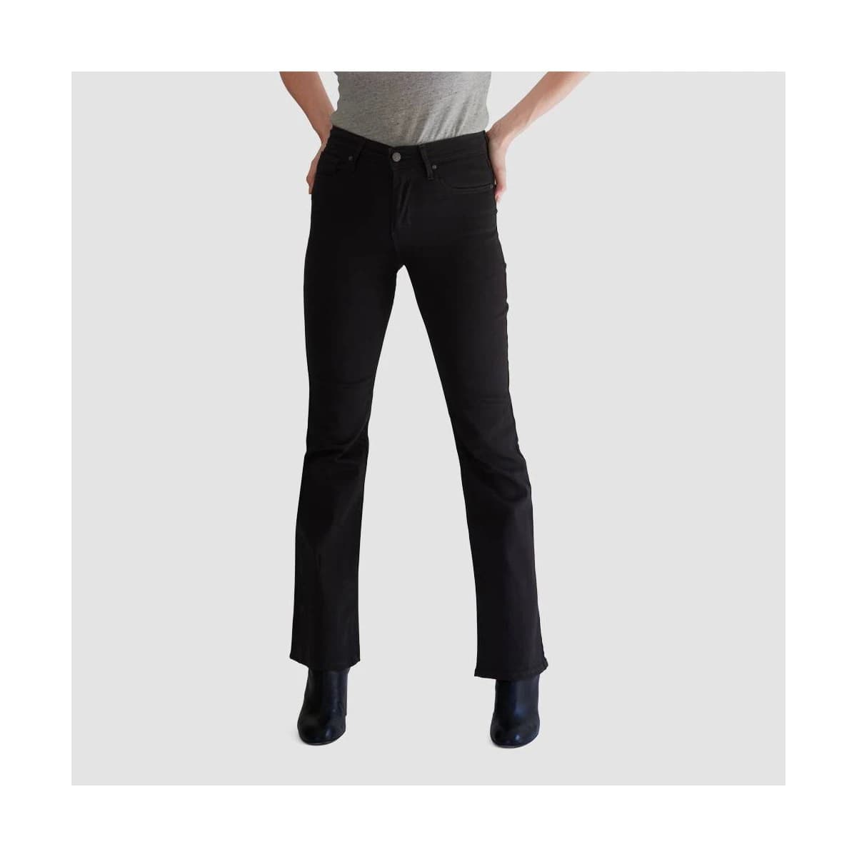Levi's® Women's 725 High-Rise Bootcut Jeans - Soft Black 31 — Manufacturer Picture